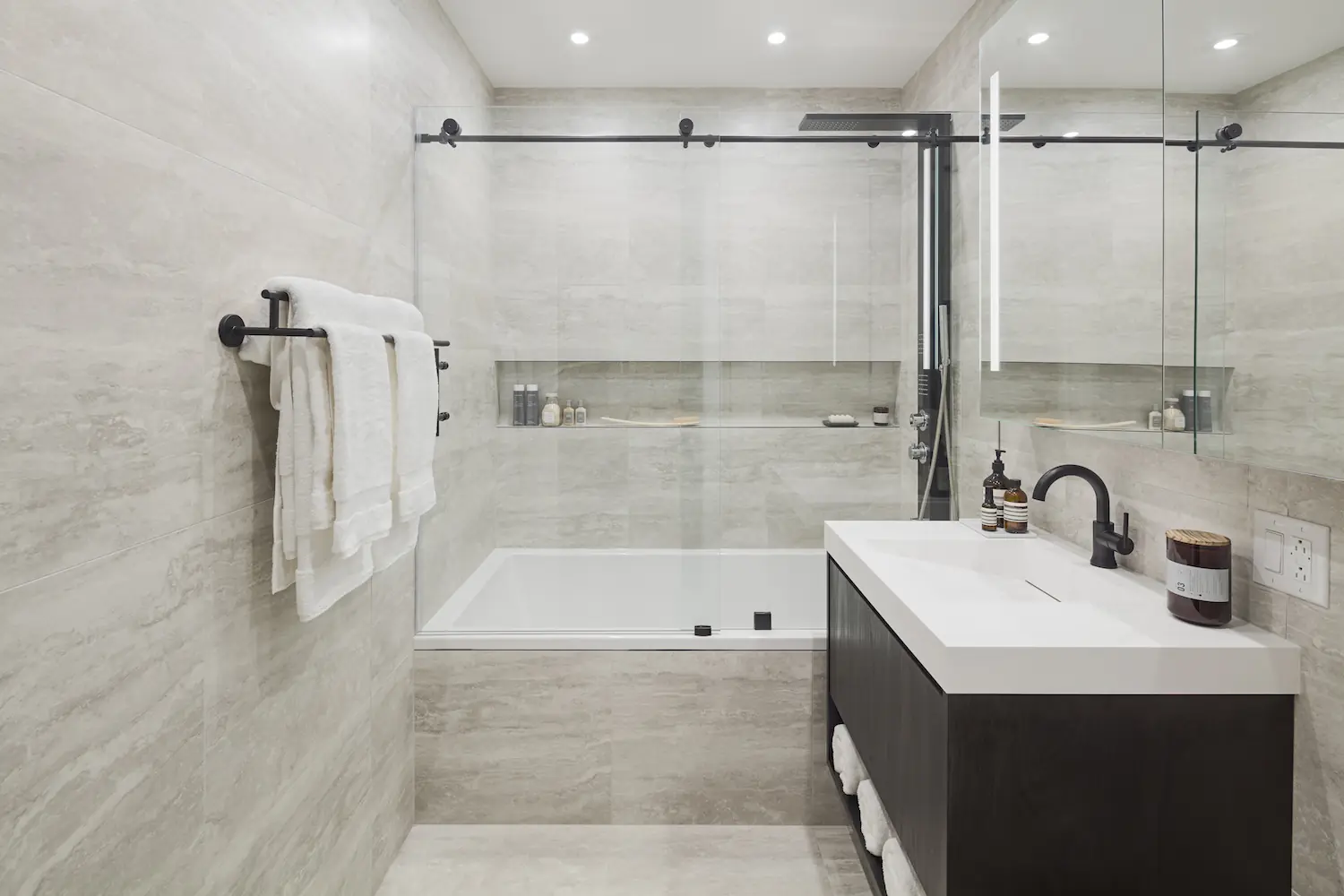 Atlantic Building bathroom — image 9